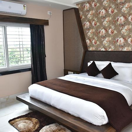 Kishanganj Hotel Daftari Palace מראה חיצוני תמונה