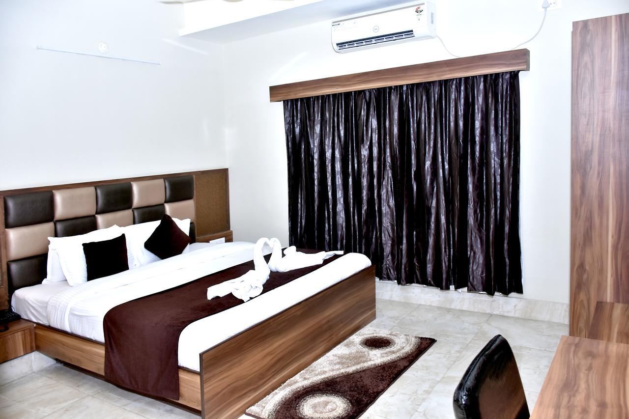 Kishanganj Hotel Daftari Palace מראה חיצוני תמונה