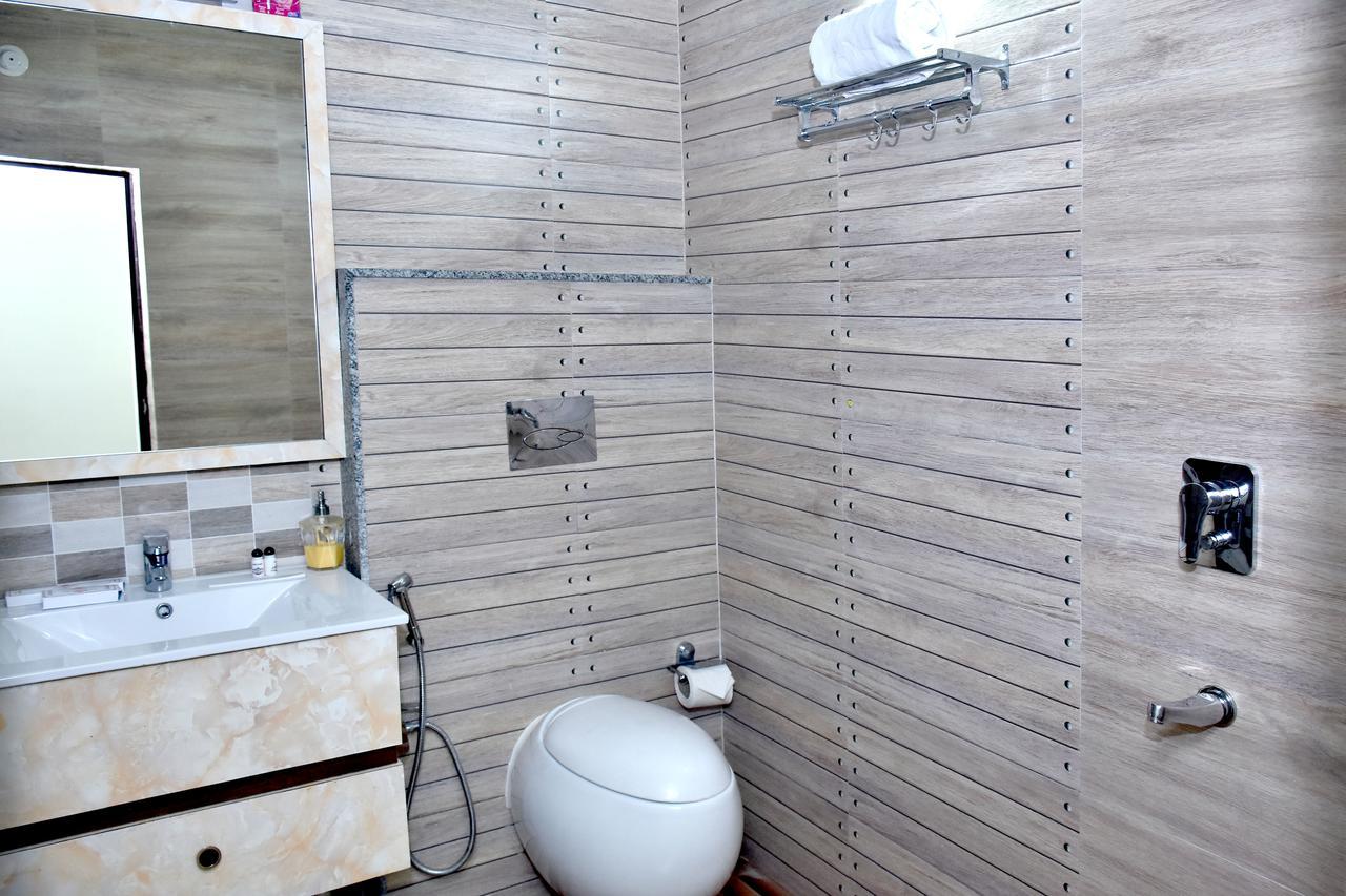 Kishanganj Hotel Daftari Palace מראה חיצוני תמונה